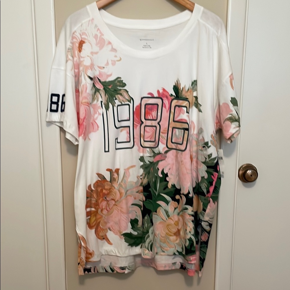 Floral Graphic Women's Top